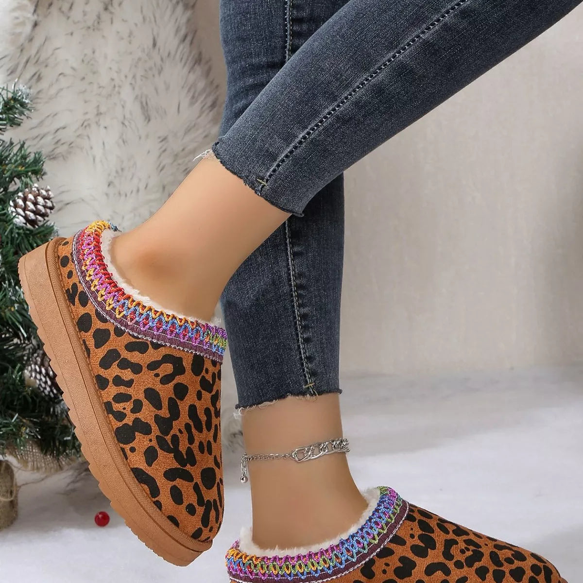 Leopard Print Plush Lined Warm Slip-Ons