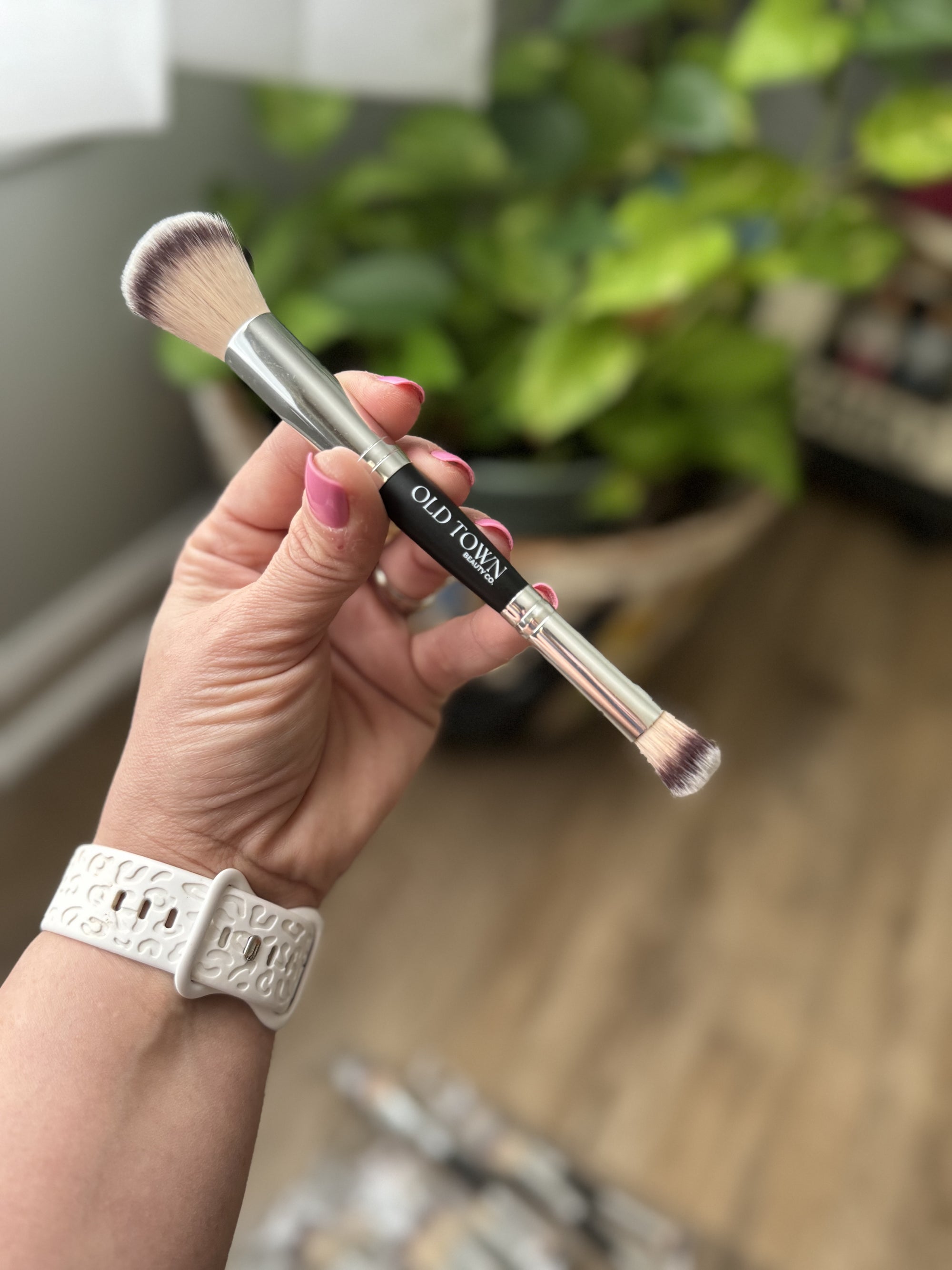 Multitasking Foundation/Concealer Brush