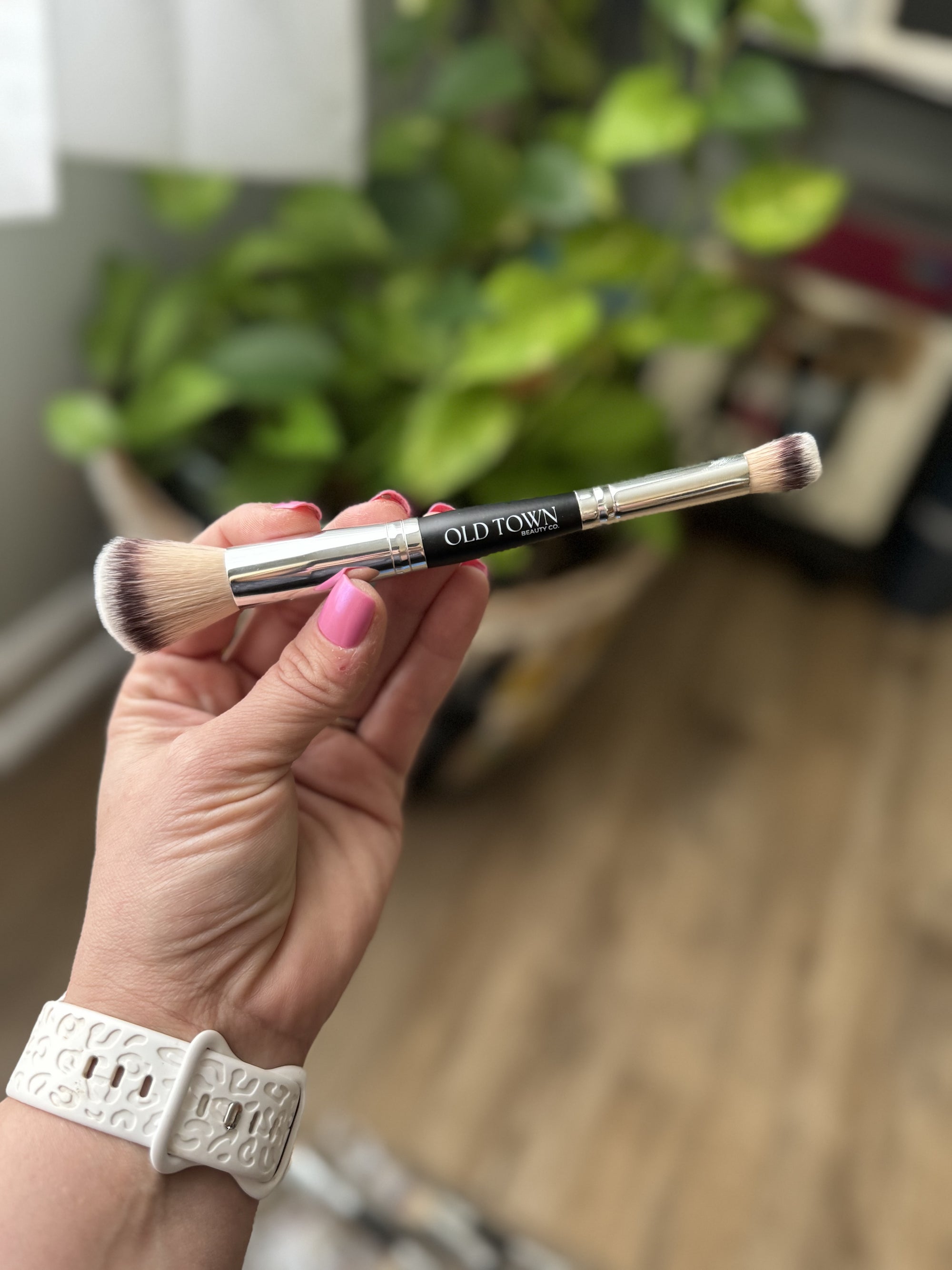Multitasking Foundation/Concealer Brush