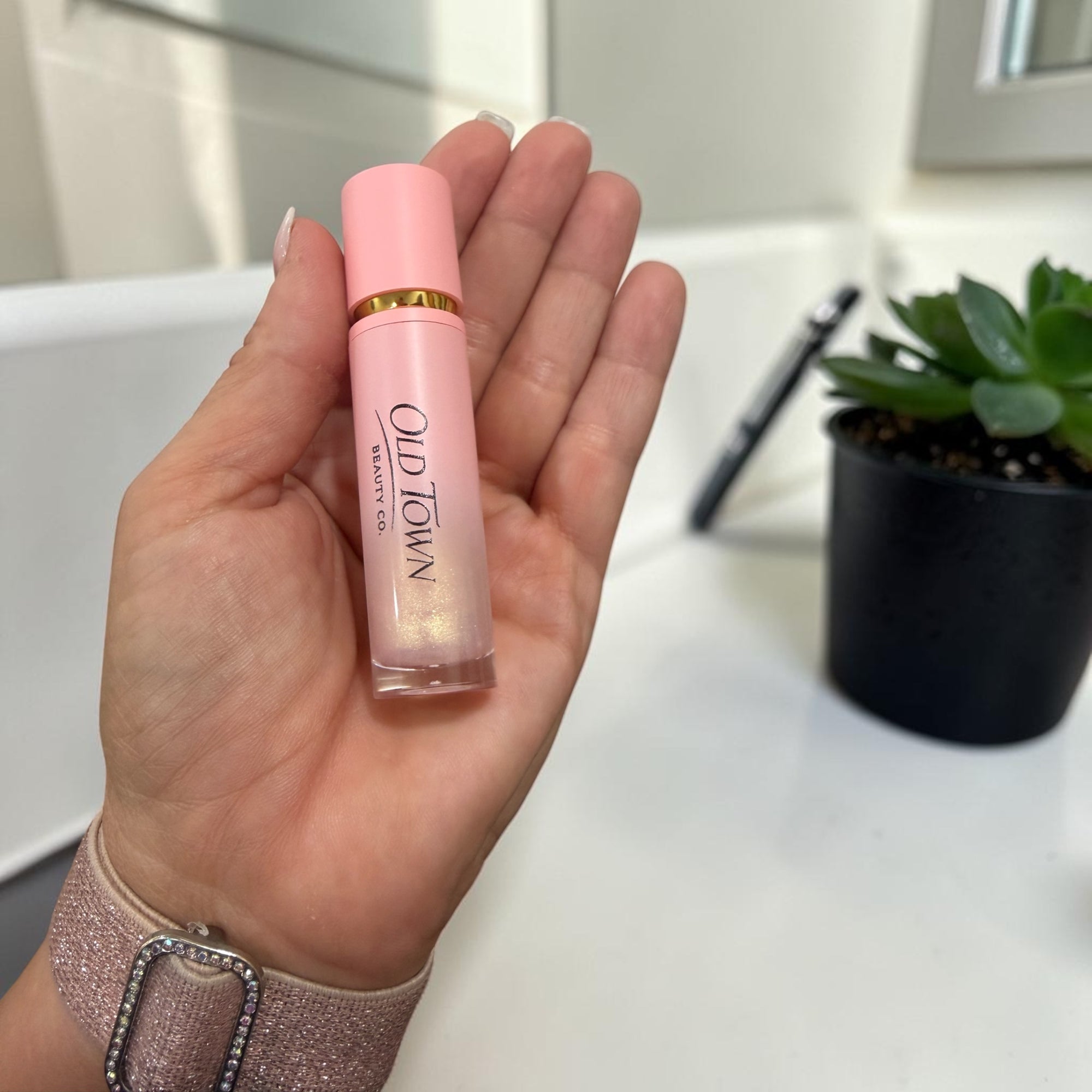 OTBC Luxe Lip Gloss